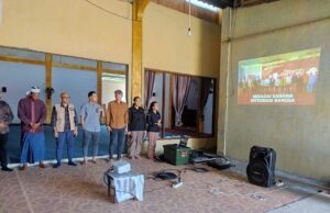 Tingkatkan Partisipasi Masyarakat, KPU Minut Gelar Nobar Film “Kejarlah Janji” di Pondok Pesantren Mazilissalikin