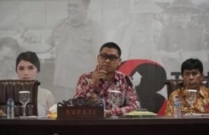 Gelar Rapat Perdana, Pjs Bupati Akan Bersinergi Dengan Pemprov Lanjutkan Program Pemerintahan JG-KWL
