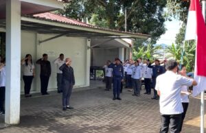 Gelar Upacara Bendera, KPU Minut Peringati Hari Sumpah Pemuda ke-96 Tahun