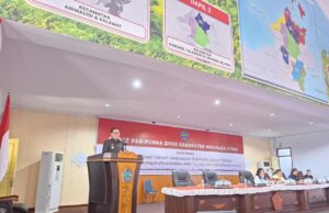 Bupati Joune Ganda Hadiri Rapat Paripurna DPRD Minut Tentang Pembicaraan Tingkat I atas Ranperda Pertanggungjawaban Pelaksanaan APBD Tahun 2024