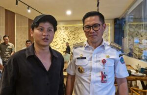 Ikut Munas APKASI, Bupati Kabupaten Trenggalek Tiba di Minut dan Disambut Langsung Joune Ganda