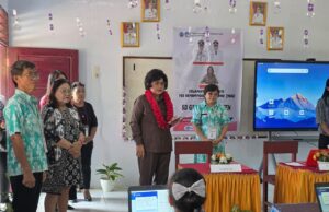 “Dari Bangku SD ke DPRD” Momen Mengharukan VAR Buka TKA di Sekolah Masa Kecilnya