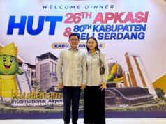 Tampil Elegan dengan Batik Deli Serdang, Joune Ganda bersama Ny Rizya Davega Hadiri Welcome Dinner HUT APKASI